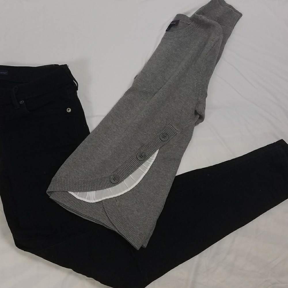 The Limited size small‎ sweater